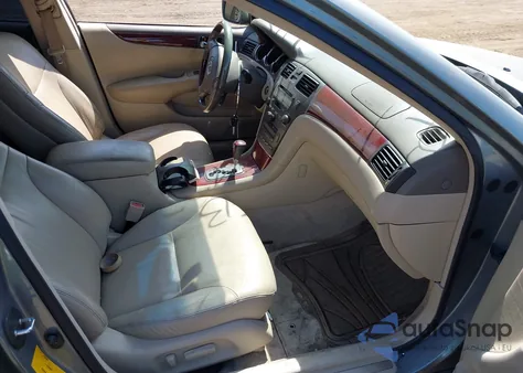 2002 Lexus Es 300 300 from USA, damaged, VIN JTHBF30G920075741